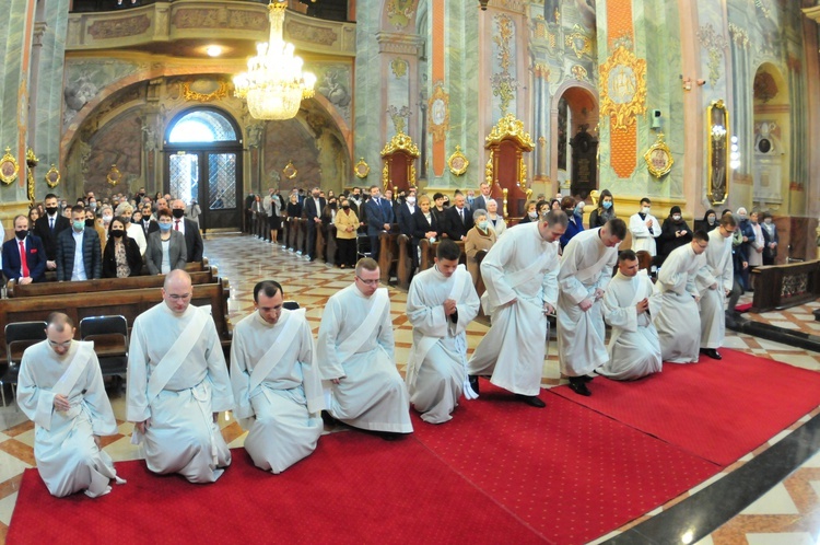 Święcenia kapłańskie w archikatedrze lubelskiej