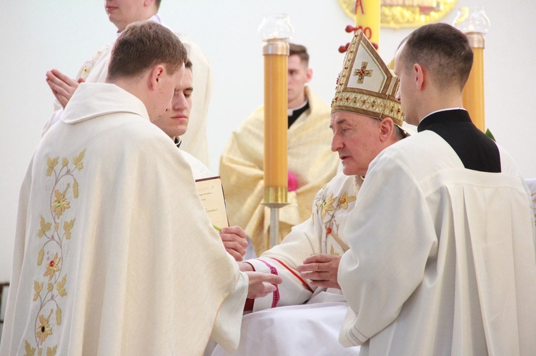 Tarnów. Święcenia kapłańskie 2020