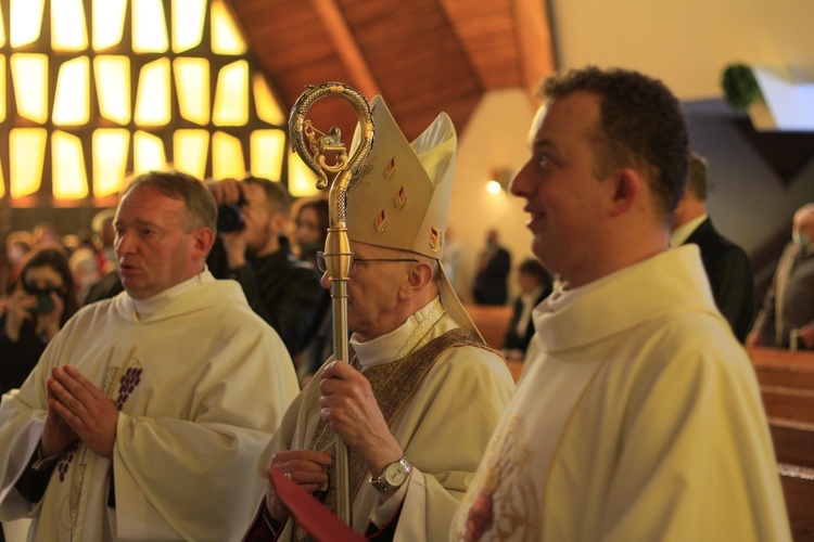 Dziewkowice. Święcenia kapłańskie ks. Damiana Sklorza