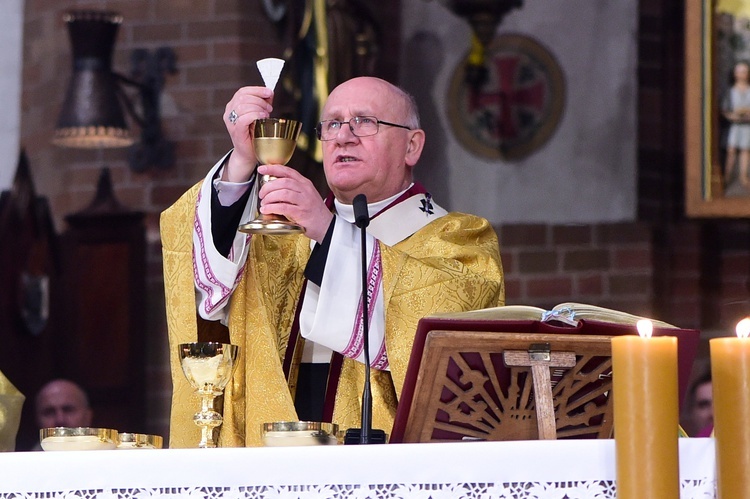 Święcenia kapłańskie. Konkatedra św. Jakuba w Olsztynie