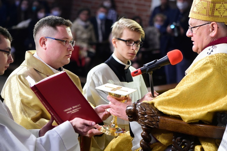 Święcenia kapłańskie. Konkatedra św. Jakuba w Olsztynie