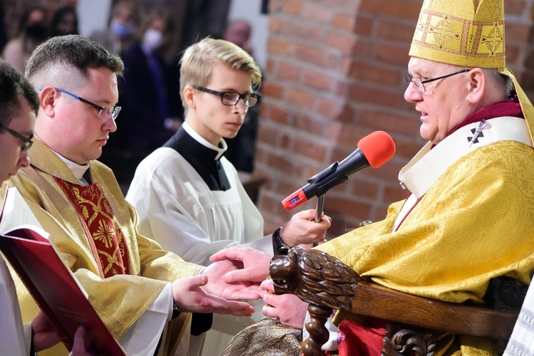 Święcenia kapłańskie. Konkatedra św. Jakuba w Olsztynie