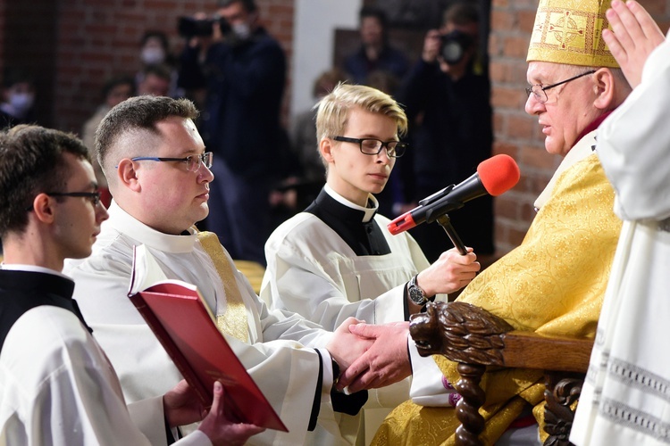 Święcenia kapłańskie. Konkatedra św. Jakuba w Olsztynie