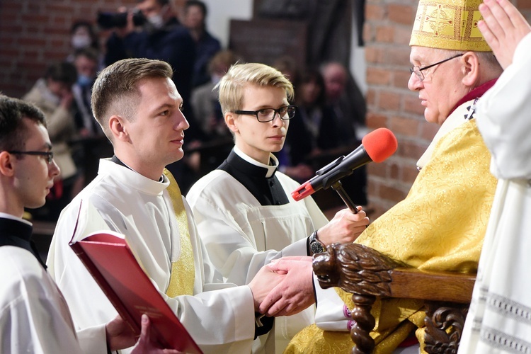 Święcenia kapłańskie. Konkatedra św. Jakuba w Olsztynie