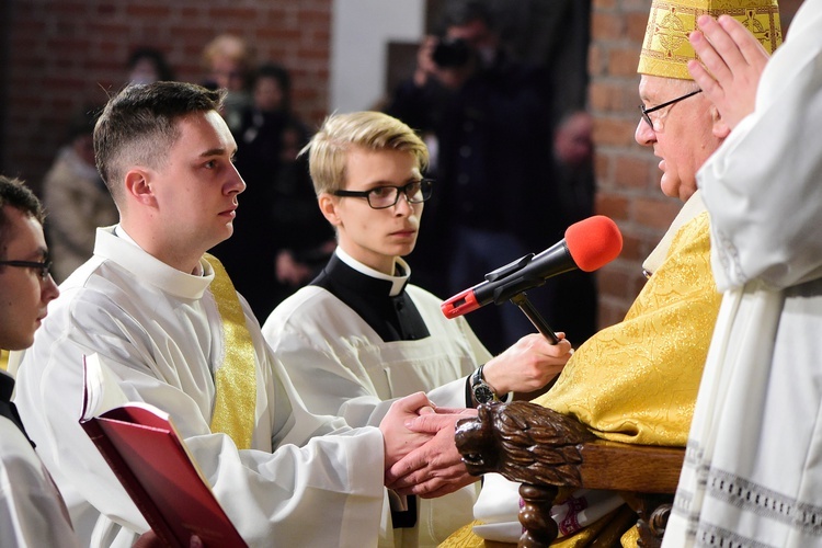 Święcenia kapłańskie. Konkatedra św. Jakuba w Olsztynie