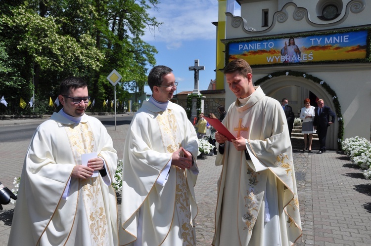 Kujawy. Święcenia kapłańskie ks. Pawła Leżucha