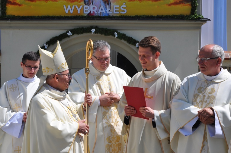 Kujawy. Święcenia kapłańskie ks. Pawła Leżucha