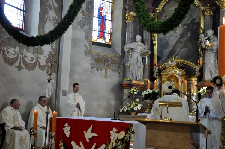 Kujawy. Święcenia kapłańskie ks. Pawła Leżucha