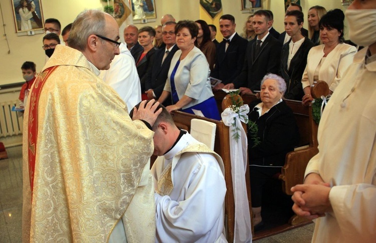 Grodziec. Święcenia kapłańskie ks. Szymona Supela