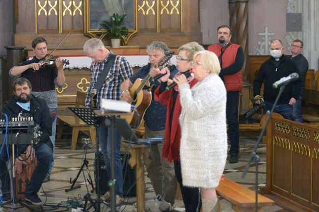 Czuwanie przed Zielonymi Świątkami