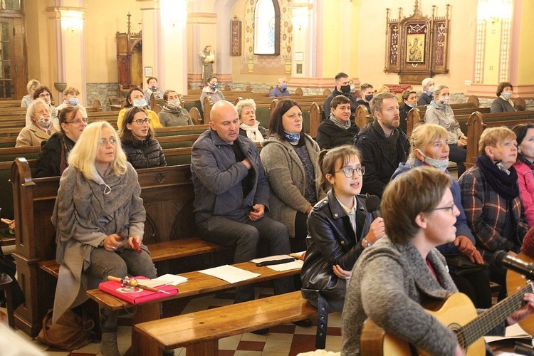 Pięćdziesiątnica - czuwanie w parafii Narodzenia NMP w Lipniku - 2020