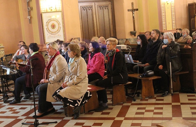 Pięćdziesiątnica - czuwanie w parafii Narodzenia NMP w Lipniku - 2020