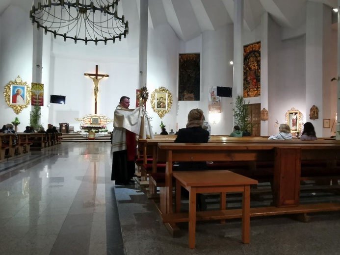 Wigilia Zesłania Ducha Świętego w diecezji świdnickiej