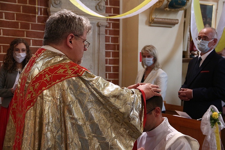 Kępnica. Święcenia kapłańskie ks. Krzysztofa Kurzei