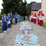 Kępnica. Święcenia kapłańskie ks. Krzysztofa Kurzei