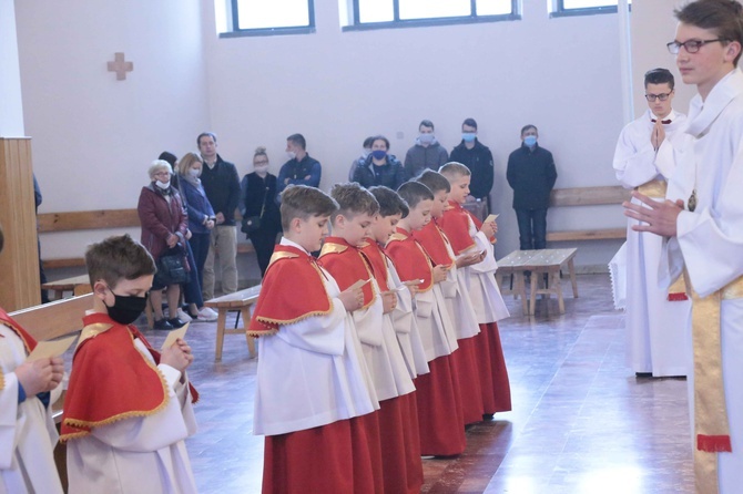 Błogosławieństwo ministrantów w Dobrej