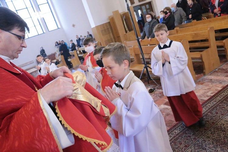 Błogosławieństwo ministrantów w Dobrej