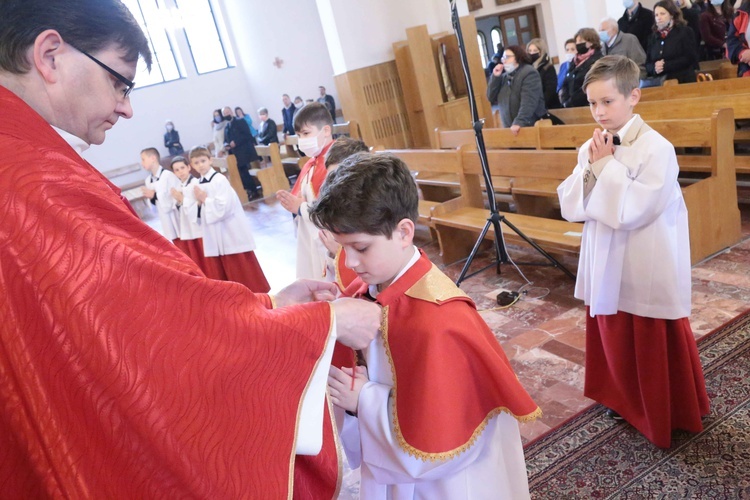 Błogosławieństwo ministrantów w Dobrej