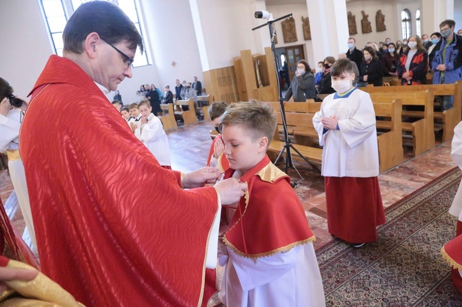 Błogosławieństwo ministrantów w Dobrej