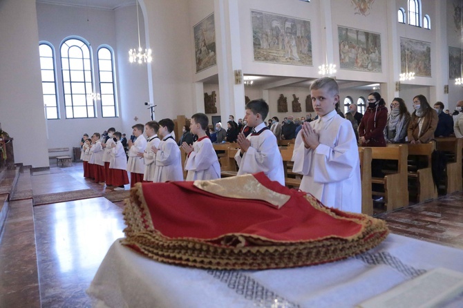 Błogosławieństwo ministrantów w Dobrej