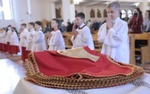 Błogosławieństwo ministrantów w Dobrej