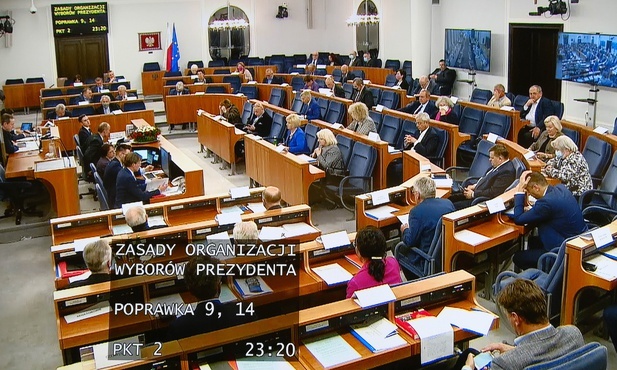 Senat przyjął poprawki do ustawy o wyborach prezydenckich