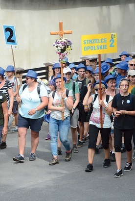 ◄	Planowana jest sztafeta, w której każda z grup przejdzie około 15 kilometrów.