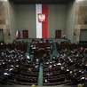 Sejm przyjął część poprawek Senatu do ustawy ws. organizacji wyborów