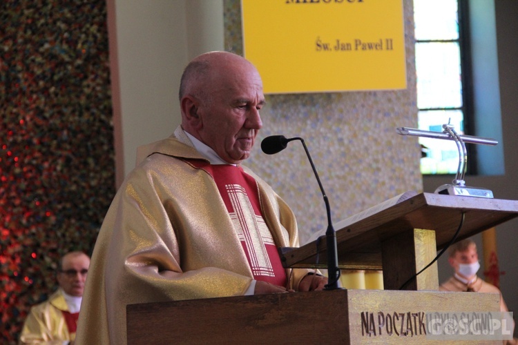 Poświęcenie zabytkowej kaplicy w Kostrzynie nad Odrą