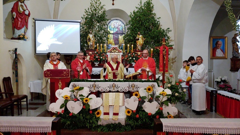 Jubileusz 50-lecia kapłaństwa ks. Stanisława Kucharskiego