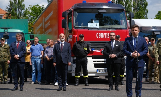 Z Warszawy wyruszył transport z pomocą medyczną dla Białorusi