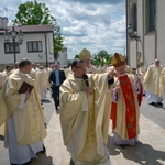 Pielgrzymka księży do Ostrej Bramy w Skarżysku-Kamiennej