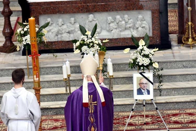 Pogrzeb Kazimierza Stachonia, wieloletniego kościelnego w Świdnicy