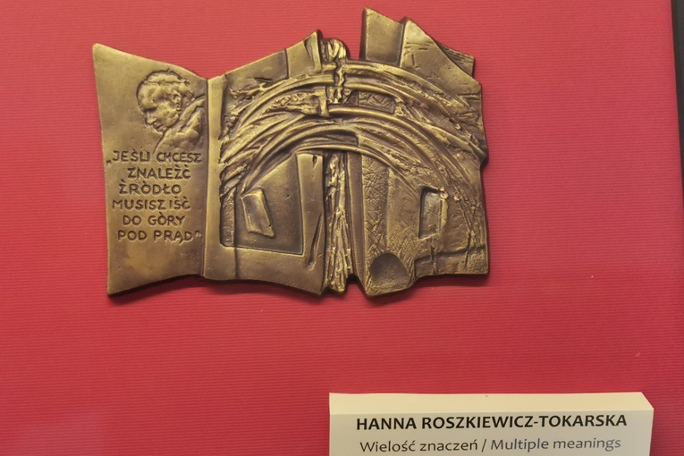 Wystawa medalierska. Życie ZaDane w MAW