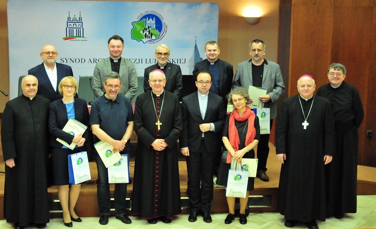 Nominacje dla członków komisji synodalnych