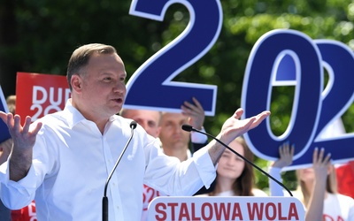 Duda: Bon turystyczny - 500 zł na każde dziecko może już w te wakacje