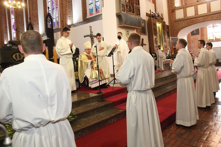 Święcenia diakonatu w Kołobrzegu cz. 1