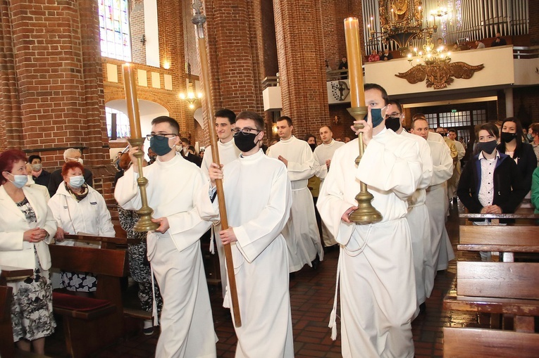Święcenia diakonatu w Kołobrzegu cz. 1