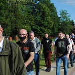 Męski Różaniec w Stalowej Woli