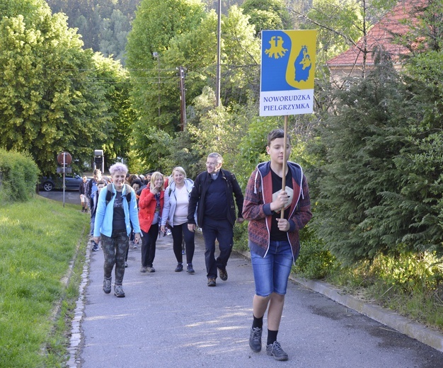 296. pielgrzymka noworudzian do Matki Bożej