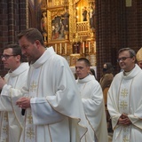 Maturzyści w bazylice św. Antoniego