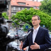 Morawiecki w Katowicach: W najbliższych dniach dość wysoki poziom przypadków koronawirusa