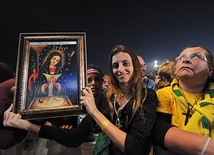 Sara Mariucci zmarła w święto Matki Bożej z Copacabany  (na zdjęciu poniżej).