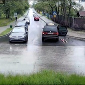 Tarnowskie Góry. Dziecko wypadło z samochodu. 4-latek jechał z ojcem