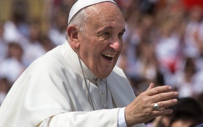 Papież Franciszek daje milion euro