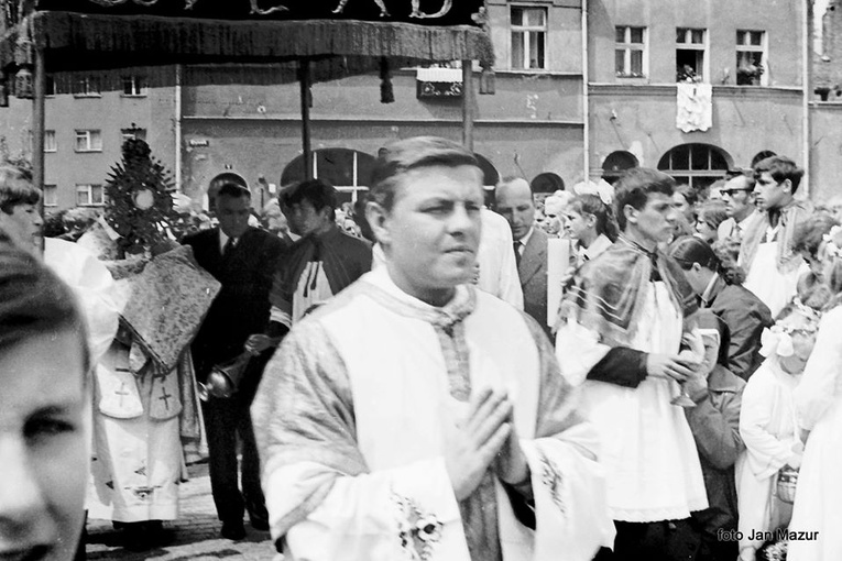 P​rocesja Bożego Ciała sprzed lat
