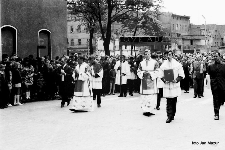 P​rocesja Bożego Ciała sprzed lat