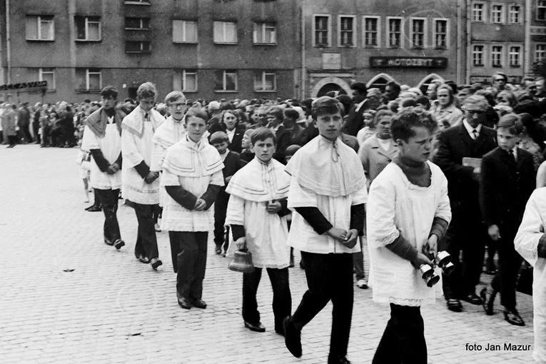 P​rocesja Bożego Ciała sprzed lat