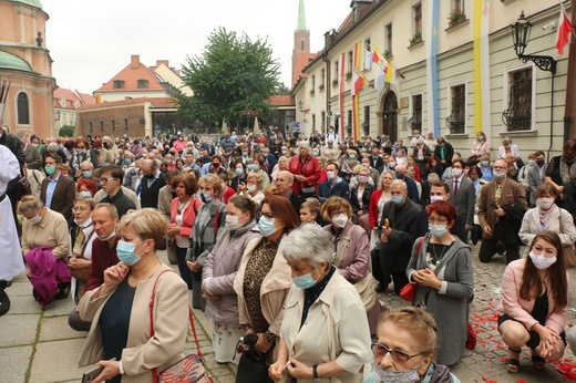 Boże Ciało 2020 w katedrze wrocławskiej 