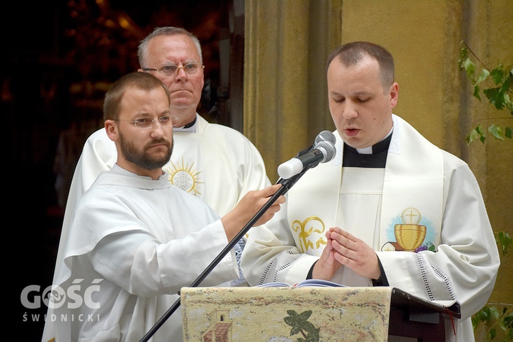 Boże Ciało z trzema biskupami w Świdnicy